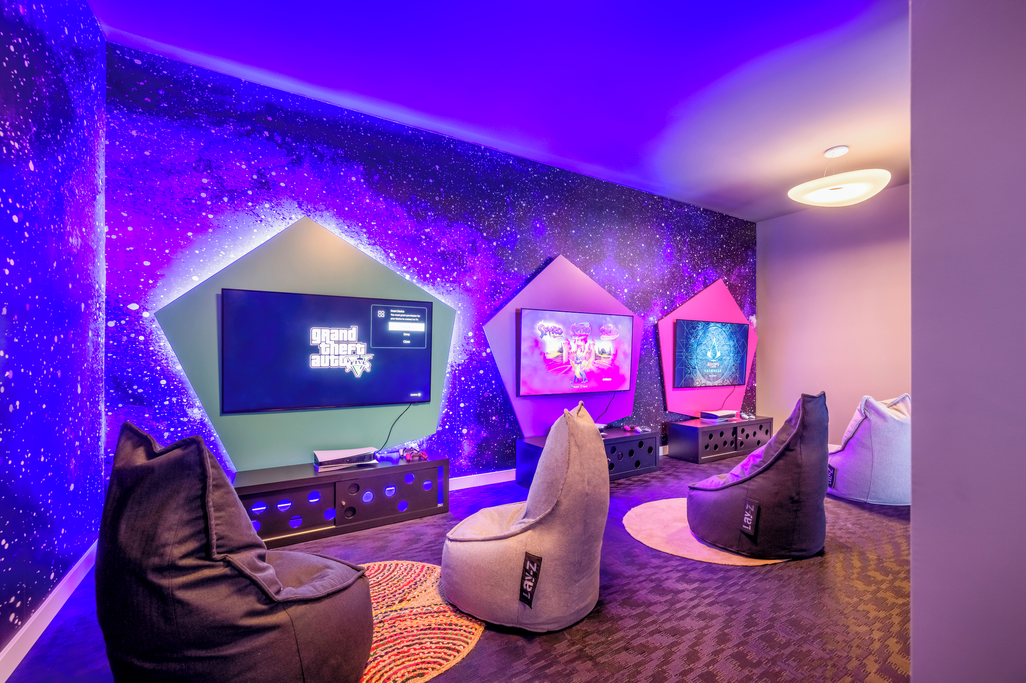 //www.jet2holidays.com/-/media/assets/product images - custom overview groups/dbv/dbv_69617_tirena_sunny_hotel_by_valamar_0823_06.jpg